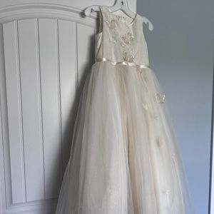 David's Bridal Girls Size 6 Flower Girl Dress